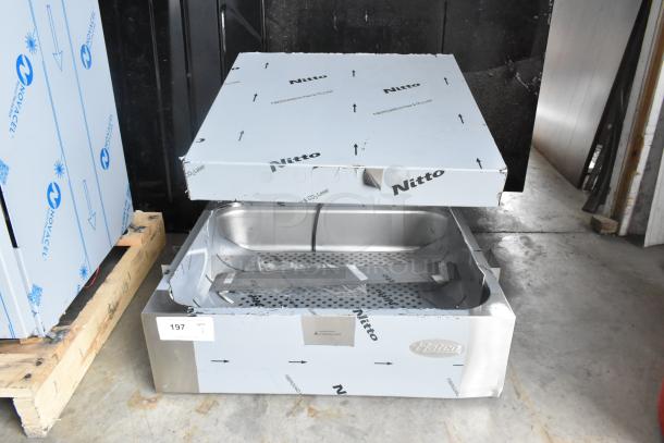 Brand new Hatco GRFHS-PT26 Glo-Ray 29" fry holding station, minor scratches, includes 6" base, 120V, 1 phase.