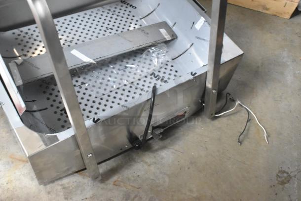 BRAND NEW Hatco GRFHS-PT26 Glo-Ray 29" Fry Holding Station with 6" base. Scratch and dent condition, 120V, 1 Phase.