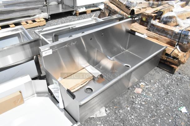 Brand new Regency 600S23024SB two-compartment utility sink, 30"x24"x14", scratch and dent, no legs, for 8" center faucet.