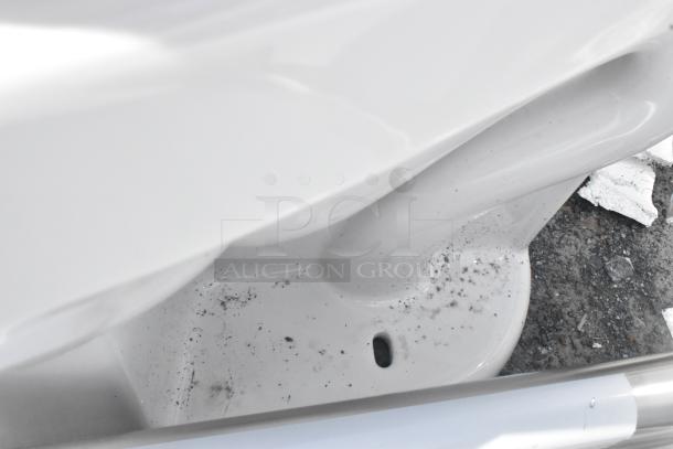 Brand new toilet bowl, no tank included; has visible scratches and dents. Suitable for repair or parts.