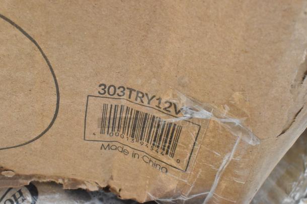 Cardboard box with barcode 400013945440, marked "303TRY12V," labeled "Made in China." Contains scratch and dent trays, organizer, platters, and schooner.