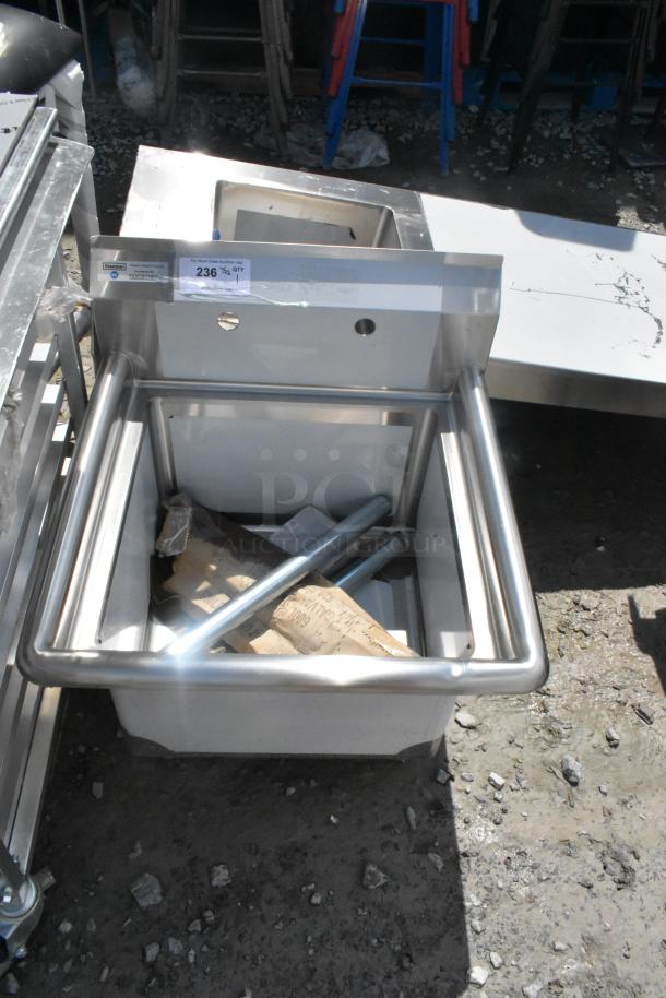 Steelton stainless steel commercial single bay sink, model 522CS11818N, scratch and dent condition, new.