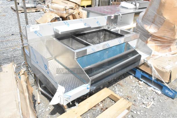 Brand new scratch and dent Eagle Group CCS-60-2 Spec-Bar® 60" stainless steel cocktail station with 12" recessed workboard.