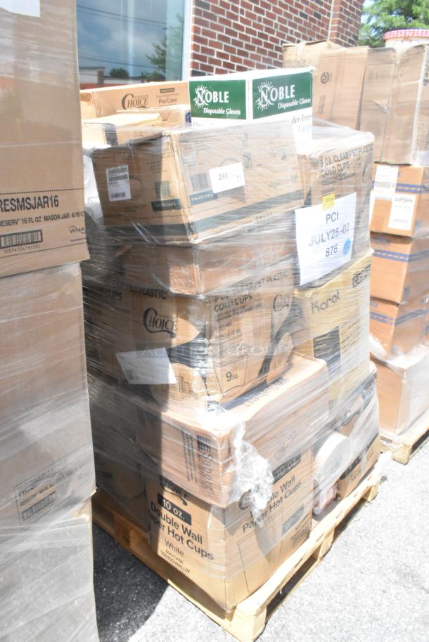 Pallet of 29 brand new scratch and dent items, including to-go containers and plastic cups. Brands: Choice, Noble. Wrapped in plastic.