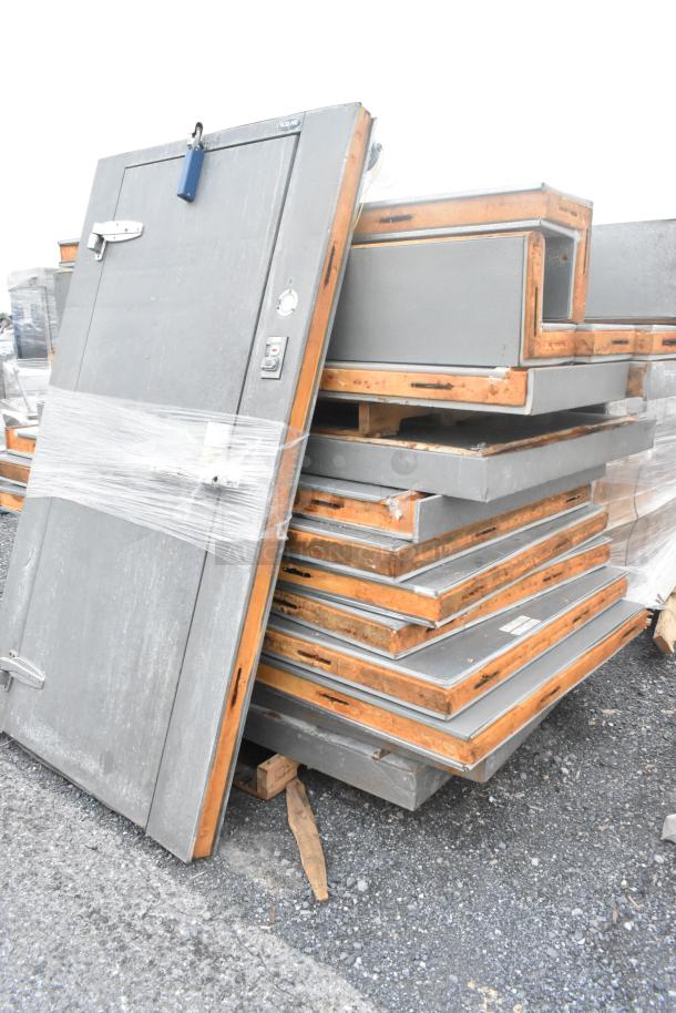 8'x8'x7' Norlake walk-in freezer with floor, Copeland compressor, Norlake CPF150DC condenser, unassembled, used condition.