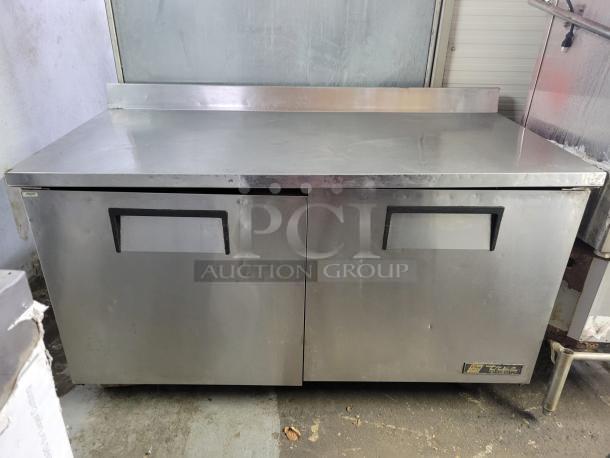 True 60" Worktop Table & Refrigerator w/ (2) Sections, 115v - Image 3 of 3