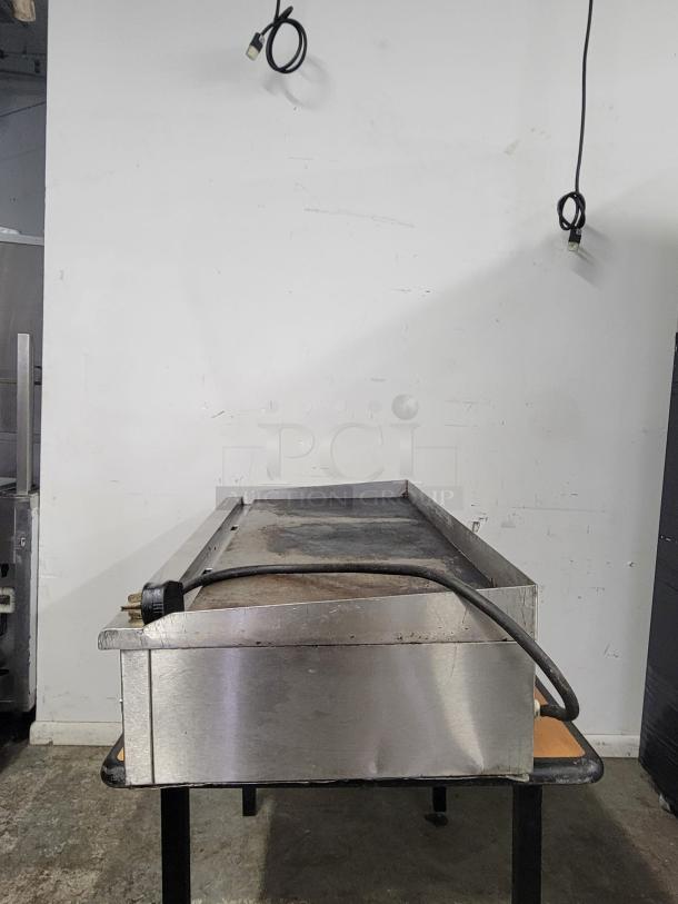 WOW!! COMMERCIAL ELECTRIC 48" Griddle - Image 4 of 5