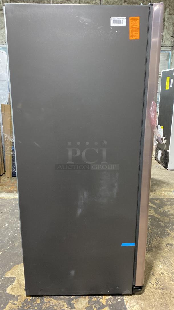 AMAZING BRAND NEW ! Side-by-Side Refrigerator with External Ice & Water Dispenser - Stainless Steel - Image 4 of 6