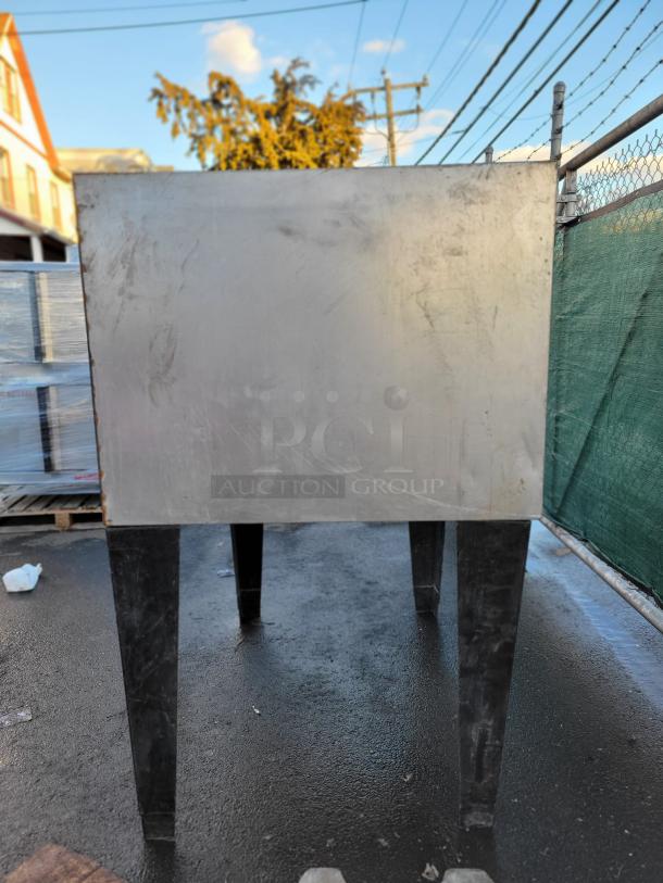 ATTIAS COMMERCIAL PIZZA OVEN - Image 3 of 4