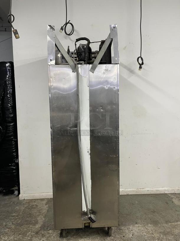 VICTORY Dual Temp Refrigerator/Freezers - Image 4 of 6