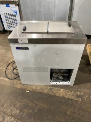 Master-Bilt Commercial White 32