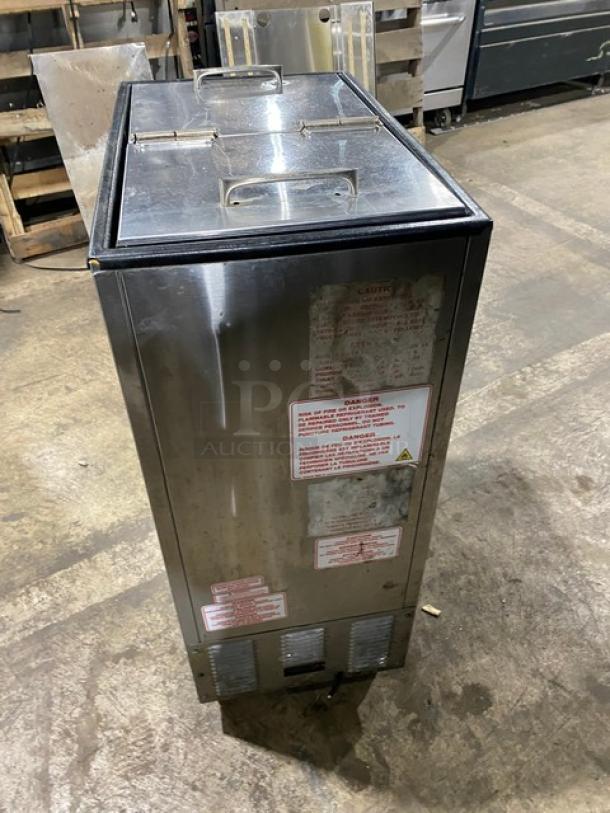 Silver King Commercial Stainless Steel Mobile Ice Cream/Frozen Yogurt Dipping Cabinet! With Dual Flip-Top Lid! On Casters! - Image 5 of 8