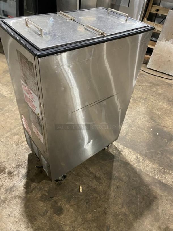 Silver King Commercial Stainless Steel Mobile Ice Cream/Frozen Yogurt Dipping Cabinet! With Dual Flip-Top Lid! On Casters! - Image 6 of 8