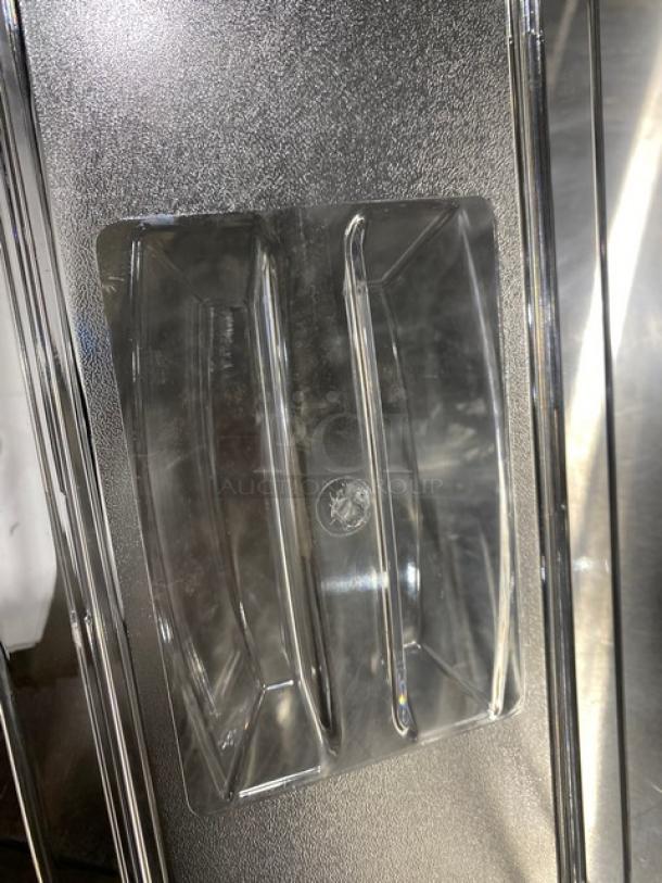 BRAND NEW! Carlisle Commercial Clear Polycarbonate 1/2-Size Long Universal Food Pan Covers! With Top Handle! 6 Per Case! Model: 10250U07! ALL ONE MONEY! - Image 7 of 7