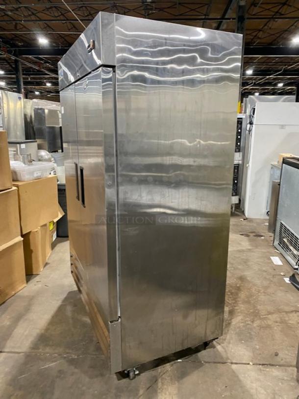 Avantco Commercial Stainless Steel Solid 2 Door Reach-In Refrigerator! With Poly Coated Wire Racks! Model: 178A49RHC SN: 7711171321072440! 115V! On Casters! - Image 3 of 9