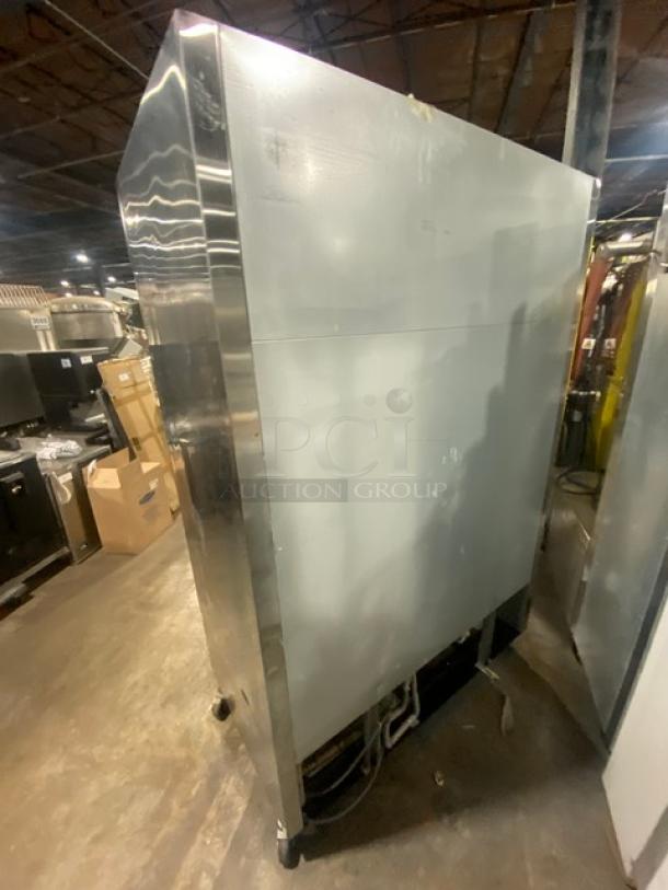 Master-Bilt Fusion Series Commercial Stainless Steel Solid 2 Door Reach-In Refrigerator! Energy Star Certified! With Poly Coated Wire Racks! On Casters! - Image 4 of 8