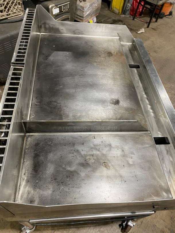 WoodStone Commercial Stainless Steel Natural Gas Powered Countertop Plancha Flat Griddle! With Back & Side Splash! With Single Undershelf Equipment Cart! On Casters! - Image 5 of 10