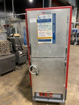 Metro C5 3-Series Commercial Red Half Door Single Compartment Insulated Heated Holding/Warming Cabinet! Model: C539-H-DD8890-U! 120V! On Casters!