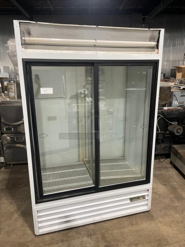 Beverage-Air Commercial White Double Glass Sliding Door Reach In Merchandiser Refrigerator! With Poly Coated Wire Rack! Model: MT45 SN: 5263195! 115V 1 Phase! - Image 1 of 8