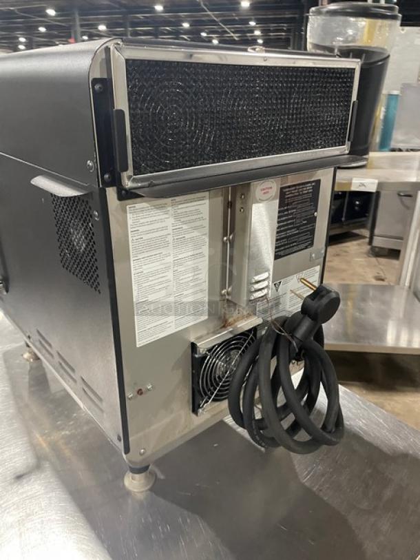 TurboChef! 2021! Late Model! Chipotle Style Commercial Black Electric Powered Countertop Cook Press Edition Ventless Rapid Cook Turbo Oven! With Crank Bar! Model: NGO SN: NGOTD43912! 208/240V 1 Phase! On Legs! - Image 4 of 9