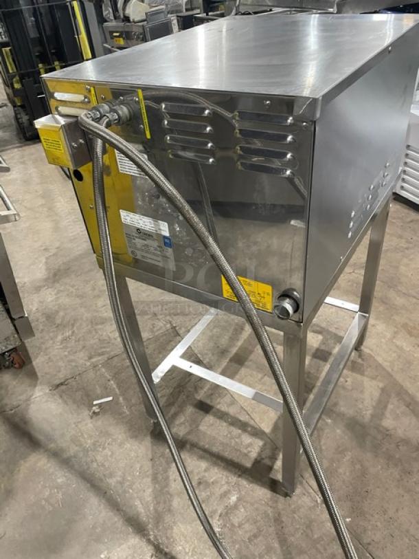 Groen HY-3E stainless steel electric convection steamer on stand, 3 pan capacity, 208V 3 Phase, model SN: 3E28241MS.