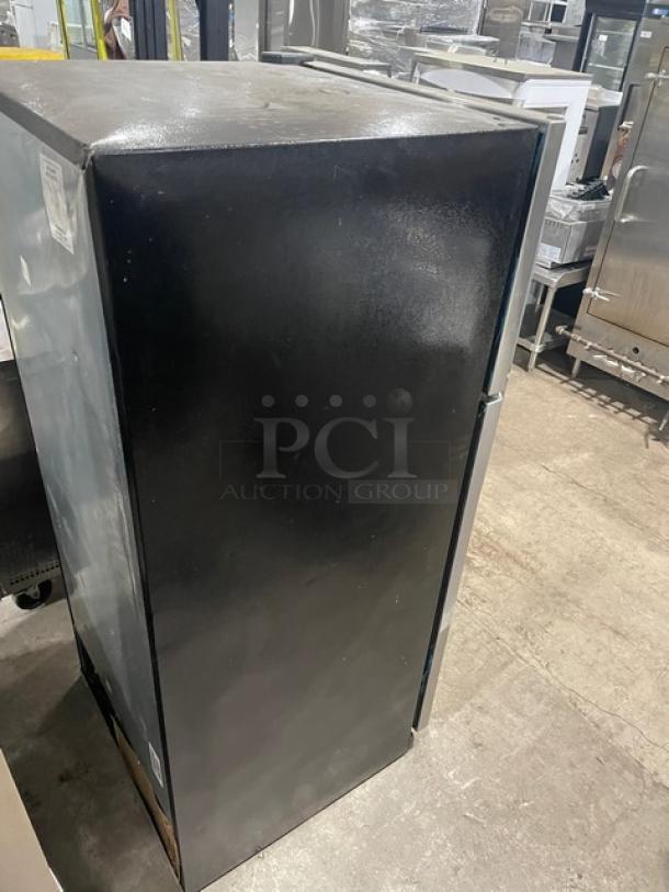 Frigidaire Commercial Stainless Steel Dual Section Reach-In Refrigerator/Freezer Combo! With Clear Drawers & Adjustable Shelves! Model: FFTR1821QS3 SN: BA60512204! 115V 1 Phase! - Image 3 of 10