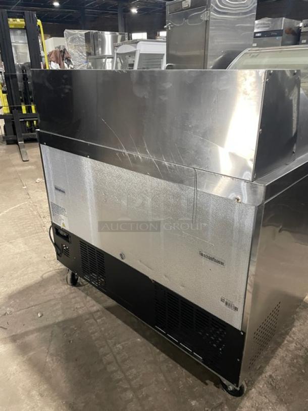 Cold Line Commercial Stainless Steel 2 Door Refrigerated Bain Marie Style Salad/Sandwich Prep Table! With Poly Coated Wire Racks! With Removable Cutting Board! Model: SCLM2-E-HC SN: 6078423918040801! 115V! On Casters! - Image 4 of 8
