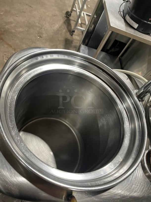 Curtis Commercial Stainless Steel Electric Powered Countertop Twin Automatic 3 Gal. Coffee Urn! With Hot Water Dispenser! Model: RU-300! On Legs! - Image 7 of 8