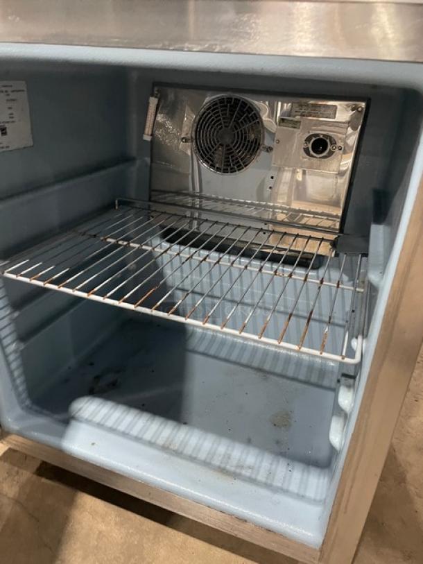 Delfield Commercial Stainless Steel Single Door Undercounter Refrigerator! Energy Star Certified! With Poly Coated Wire Rack! Model: 406CA-DHL-DD1 SN: 1205152000789! 115V 1 Phase! On Casters! - Image 5 of 8