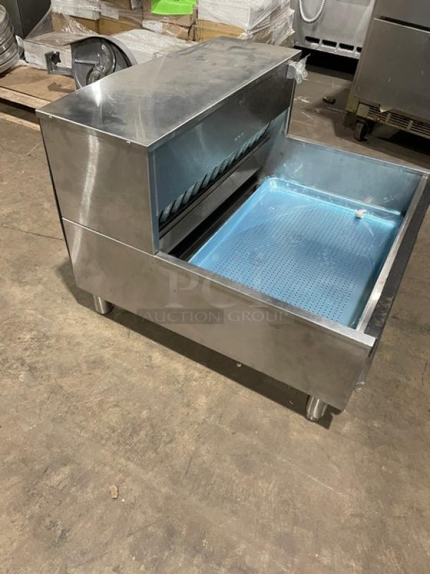 Carter Hoffmann Crisp N' Hold Series Commercial Stainless Steel Electric Powered Countertop Fry Warming Dump Station! Model: CNH28! 208V 1 Phase! On Legs! - Image 2 of 7