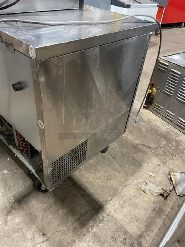 Turbo Air M3 Series Commercial Stainless Steel 2 Door Undercounter Worktop Refrigerator! Energy Star Certified! Model: MUR-48 SN: TMU4R7Y009! 115V! On Casters! - Image 4 of 8