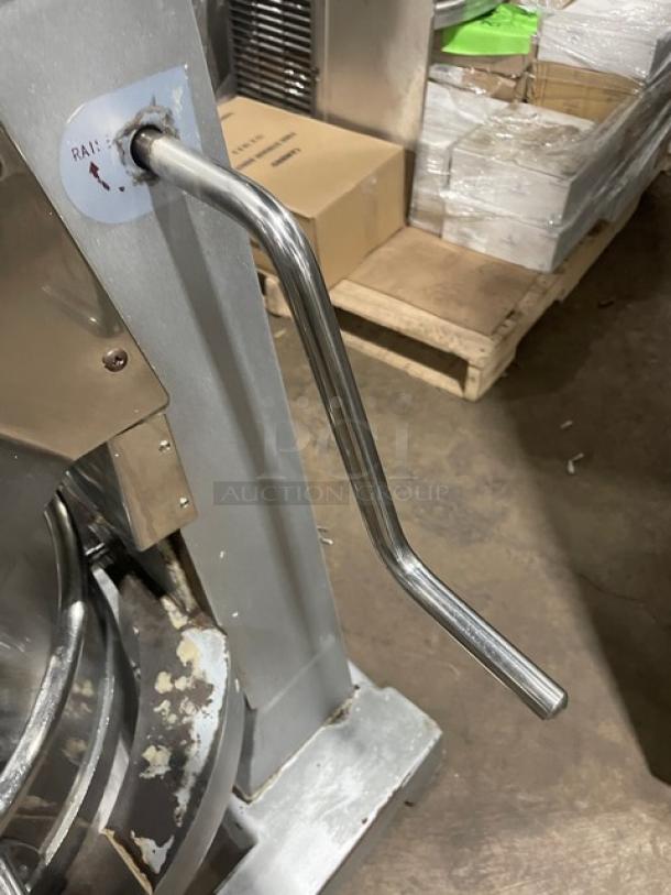 Commercial Electric Powered 30 Qt. Planetary Mixer! With Stainless Steel Bowl Guard & Mixing Bowl! With Dough Hook, Flat Beater & Whisk/Whip Attachments! Model: HLM-30B SN: 19070131011! 110V 1 Phase! - Image 10 of 12
