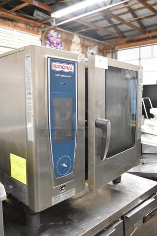 Rational SCC WE 61G Stainless Steel Commercial Countertop Natural Gas Powered SelfCookingCenter Combi Convection Oven. Door Does Not Stay Shut.