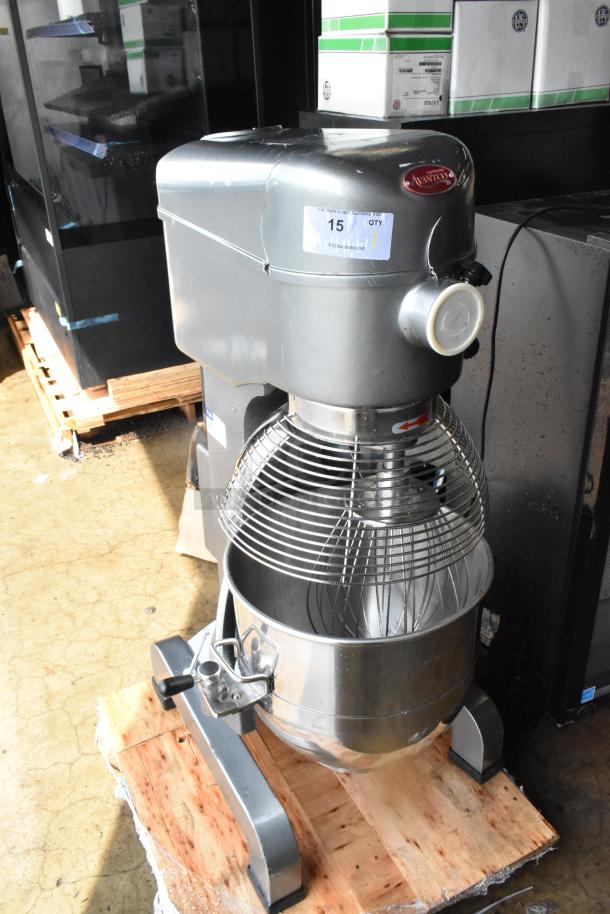 BRAND NEW SCRATCH AND DENT! Avantco MX40H Metal Commercial Floor Style 40 Quart Planetary Dough Mixer w/ Stainless Steel Mixing Bowl. Bowl Guard, Whisk Attachment. 240 Volts, 1 Phase. - Image 3 of 11