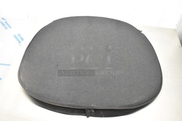 Brand new Lancaster Table & Seating Vineyard 1" peppery black cushion with ties, ideal for chairs or bar stools.