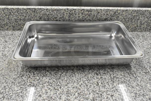 6 BRAND NEW SCRATCH AND DENT! Stainless Steel Drop In Chafer Bins w/ 6 Lids and Box of 6 Folding Chafer Frames. 6 Times Your Bid! - Image 6 of 10