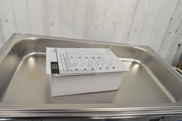 BRAND NEW SCRATCH AND DENT! Stainless Steel Chafer w/ Drop In and Lid - Image 5 of 6