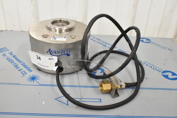 BRAND NEW SCRATCH AND DENT! Avantco 194CDIM18 CDIM-18 Mini Countertop Dry Ice Machine. 120 Volts, 1 Phase. - Image 1 of 7
