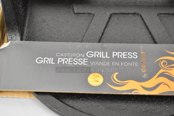 2 BRAND NEW SCRATCH AND DENT! Outset® Q112 8" Cast Iron Flat Grill Press. 2 Times Your Bid! - Image 4 of 6