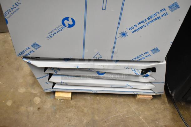 BRAND NEW SCRATCH AND DENT! Beverage Air RB19HC-1S Stainless Steel Commercial Single Door Reach In Cooler w/ Poly Coated Racks. 115 Volts, 1 Phase. - Image 3 of 8