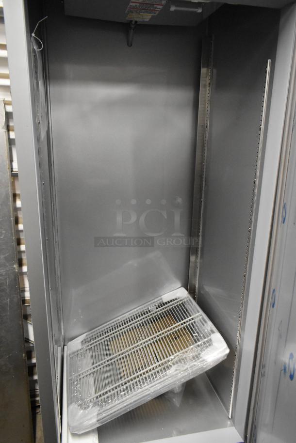 BRAND NEW SCRATCH AND DENT! Beverage Air RB19HC-1S Stainless Steel Commercial Single Door Reach In Cooler w/ Poly Coated Racks. 115 Volts, 1 Phase. - Image 6 of 8