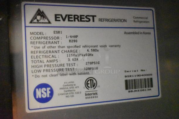 Everest ESR1 Stainless Steel Commercial Single Door Reach In Cooler on Commercial Casters. 115 Volts, 1 Phase. - Image 7 of 9