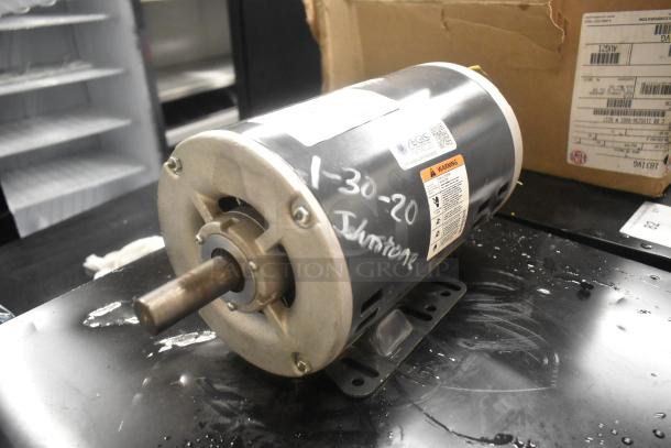 US Motors P63MZAHE-1318 Polyphase General Purpose Motor. 200-230/460 Volts. - Image 2 of 5