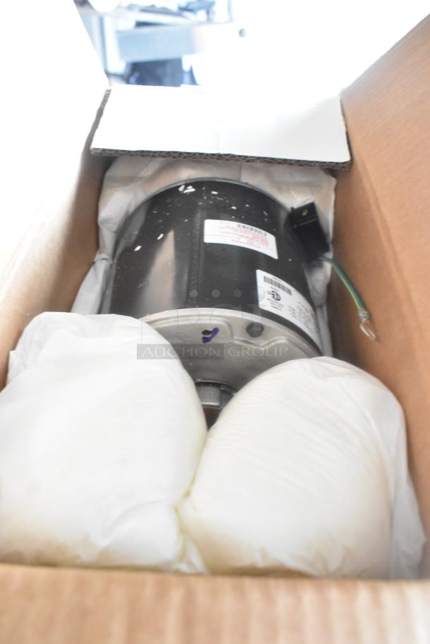 BRAND NEW SCRATCH AND DENT! US Motors 1412 Motor. 460 Volts. - Image 1 of 4