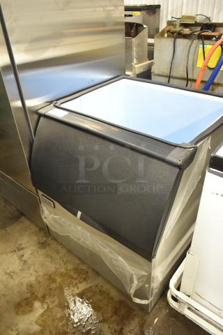 BRAND NEW SCRATCH AND DENT! 2025 Ice-O-Matic B40PSC Metal Commercial  Ice Storage Bin - 344 lb. - Item #1193939