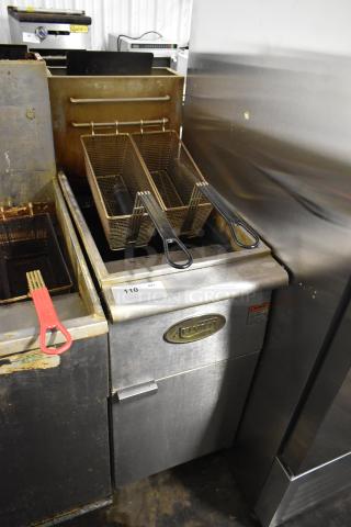Avantco FF300-N Stainless Steel Commercial Floor Style Natural Gas Powered Deep Fat Fryer. 90,000 BTU. - Item #1193941