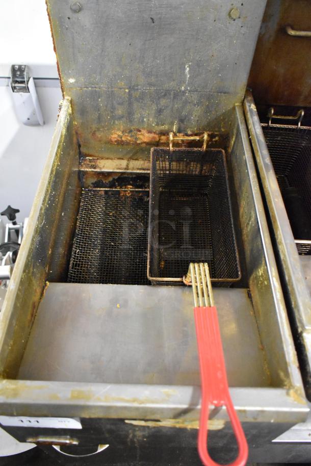 Pitco Frialator 40D deep fryer, stainless steel, natural gas, 115,000 BTU, floor style. Worn condition, red handle basket.