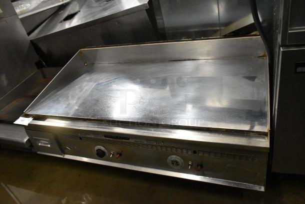Keating MiraClean 48X30 Stainless Steel Commercial Countertop Natural Gas Powered Flat Top Griddle. 120,000 BTU. - Image 2 of 6