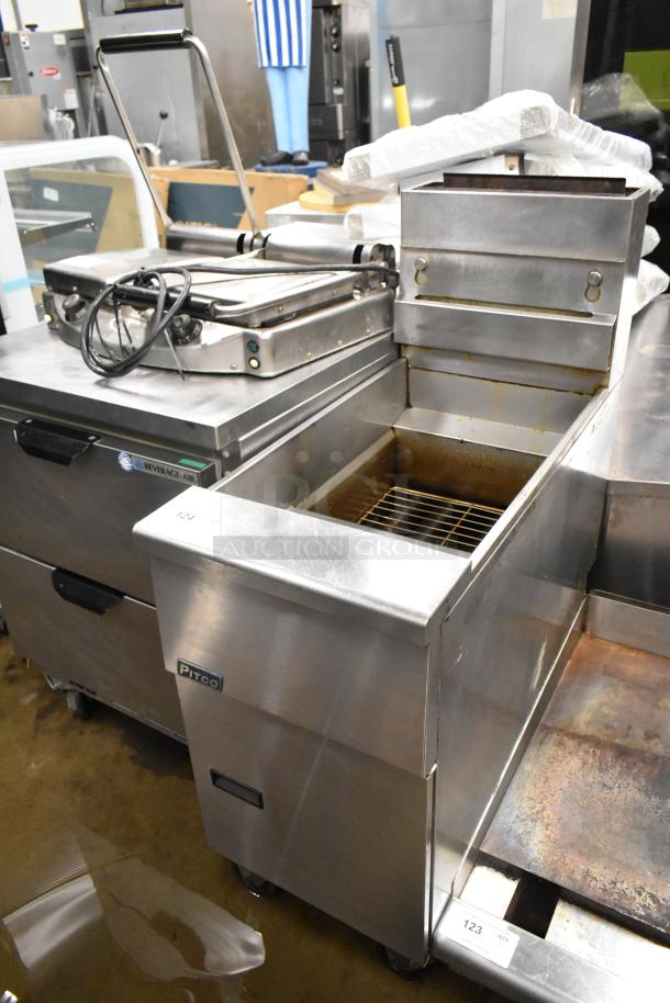 2017 Pitco Frialator SG14 Stainless Steel Commercial Floor Style Natural Gas Powered Deep Fat Fryer on Commercial Casters. 110,000 BTU. - Image 4 of 10