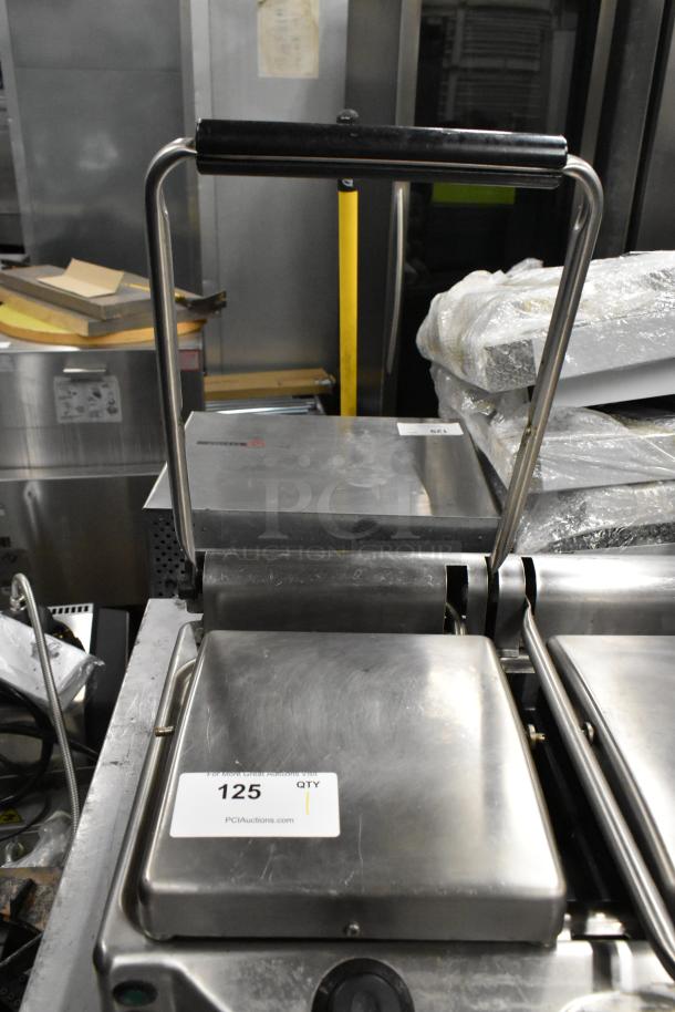 Unox XAP020P Stainless Steel Commercial Countertop Double Panini Press. 240 Volts. - Image 2 of 8